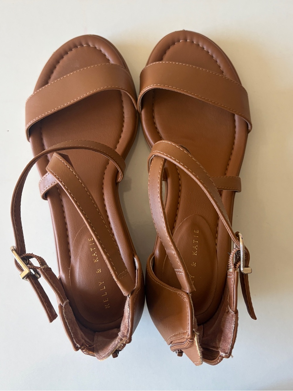 Kelly & Katie brown strappy open toe sandal women’s 8.5M small wedge heel buckle